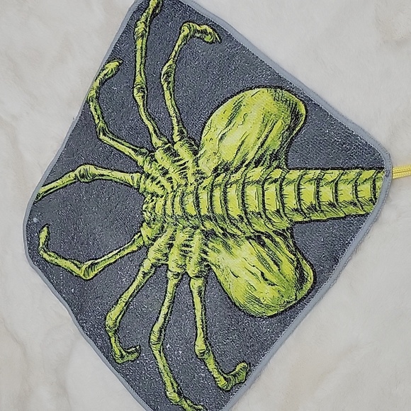 Predator and Alien - Picture 3 of 12